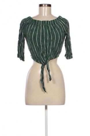 Dámská halenka Pull&Bear, Velikost M, Barva Vícebarevné, Cena  49,00 Kč