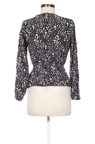 Bluzka damska Sinsay, Rozmiar M, Kolor Kolorowy, Cena 25,99 zł
