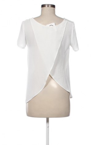 Дамска блуза Unbranded, Размер S, Цвят Бял, Цена 2,04 €