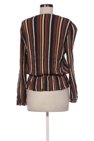 Дамска блуза Unbranded, Размер M, Цвят Многоцветен, Цена 2,04 €