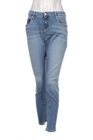 Γυναικείο Τζίν Tommy Jeans, Μέγεθος XL, Χρώμα Μπλέ, Τιμή 107,99 €