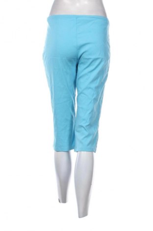 Дамски къс панталон Bebe, Размер M, Цвят Син, Цена 2,04 €