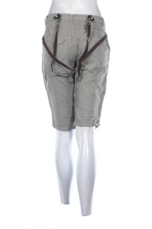 Damen Shorts Made In Italy, Größe S, Farbe Grün, Preis 1,99 €