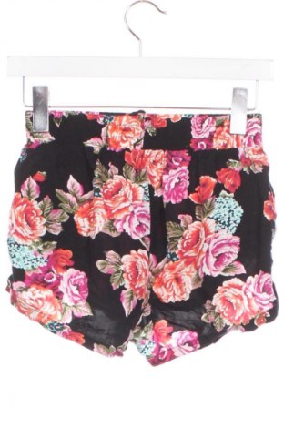 Дамски къс панталон One Love, Размер S, Цвят Многоцветен, Цена 2,04 €