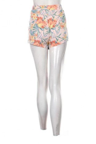 Дамски къс панталон TCM, Размер M, Цвят Многоцветен, Цена 2,04 €