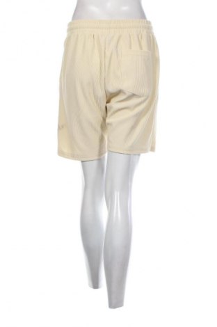 Дамски къс панталон Trendyol, Размер M, Цвят Жълт, Цена 14,31 €