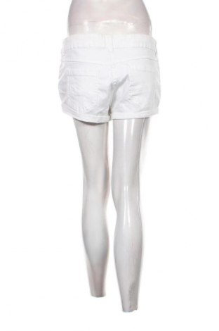 Női rövidnadrág Unbranded, Méret XL, Szín Fehér, Ár 1 139 Ft