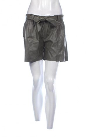 Дамски къс панталон Unbranded, Размер M, Цвят Зелен, Цена 3,57 €