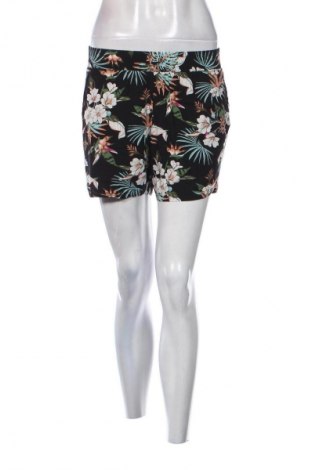 Дамски къс панталон Urban Classics, Размер S, Цвят Многоцветен, Цена 2,04 €