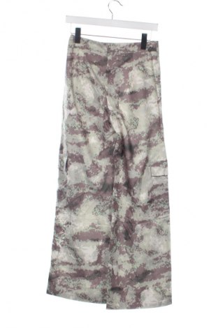 Damskie spodnie SHEIN, Rozmiar XS, Kolor Kolorowy, Cena 22,99 zł