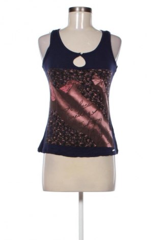 Női top Miss Two, Méret S, Szín Kék, Ár 1 659 Ft