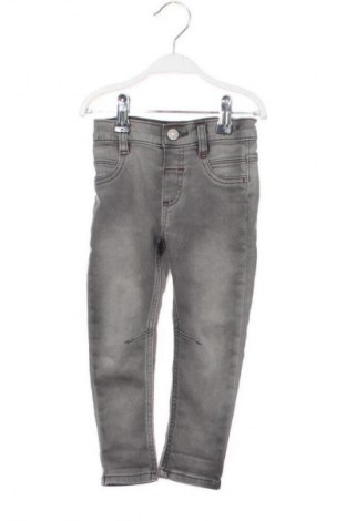 Kinderjeans M&Co., Größe 12-18m/ 80-86 cm, Farbe Grau, Preis 1,99 €
