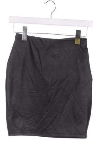 Пола Amisu, Размер XS, Цвят Черен, Цена 2,04 €