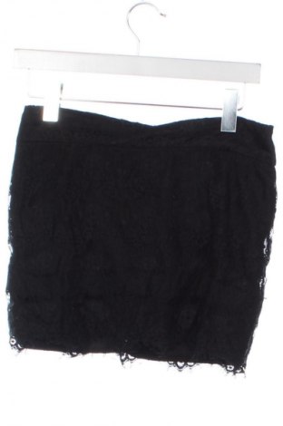Spódnica Amisu, Rozmiar XS, Kolor Czarny, Cena 6,99 zł