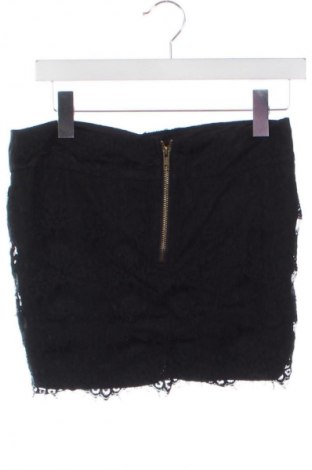 Spódnica Amisu, Rozmiar XS, Kolor Czarny, Cena 6,99 zł