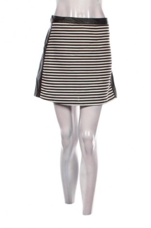 Пола Amisu, Размер M, Цвят Многоцветен, Цена 2,04 €