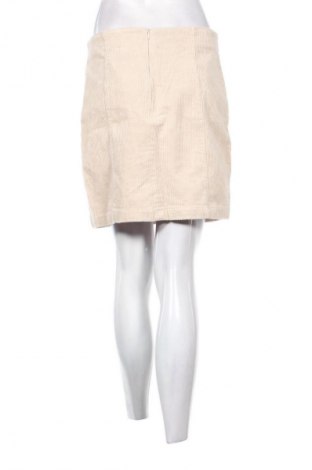 Пола Amisu, Размер M, Цвят Бежов, Цена 2,04 €