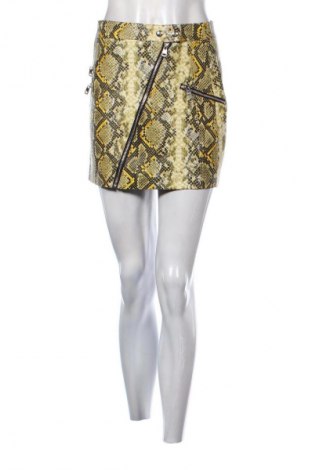 Пола Bershka, Размер S, Цвят Многоцветен, Цена 2,55 €