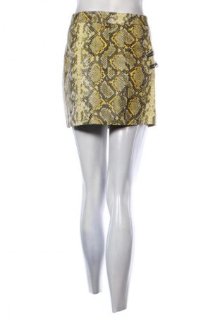 Пола Bershka, Размер S, Цвят Многоцветен, Цена 2,55 €