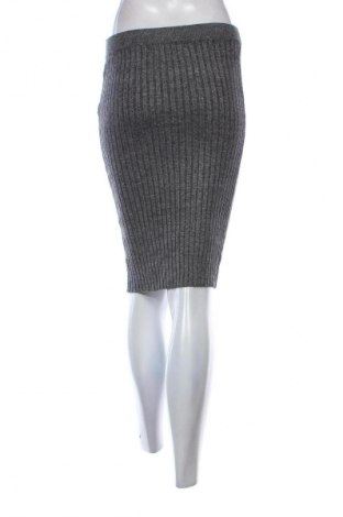 Пола Bik Bok, Размер S, Цвят Сив, Цена 2,04 €