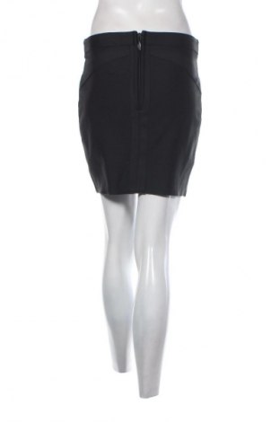 Пола Bik Bok, Размер M, Цвят Черен, Цена 2,04 €