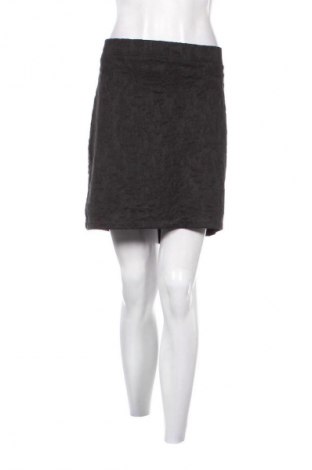 Sukně C&A, Velikost XL, Barva Černá, Cena  49,00 Kč