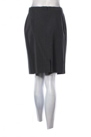 Пола Cartoon, Размер S, Цвят Сив, Цена 2,04 €