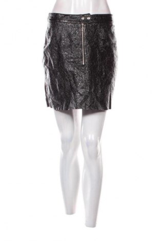 Пола Clockhouse, Размер M, Цвят Черен, Цена 2,04 €