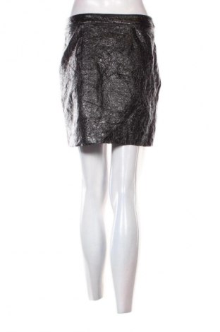 Пола Clockhouse, Размер M, Цвят Черен, Цена 2,04 €