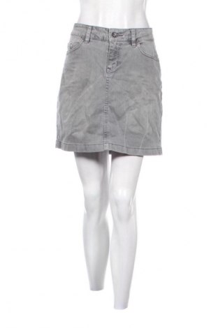 Szoknya Esprit, Méret M, Szín Szürke, Ár 1 079 Ft