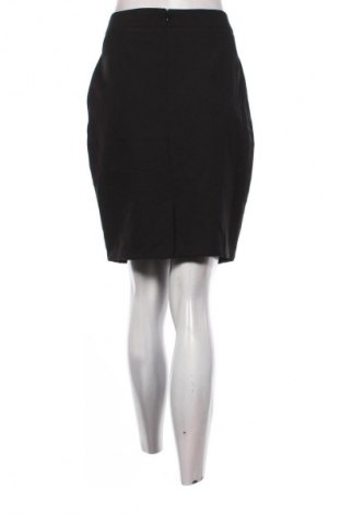 Пола F&F, Размер M, Цвят Черен, Цена 2,04 €