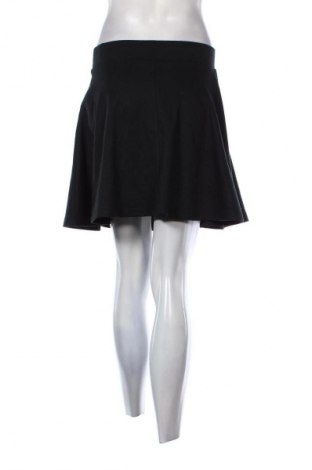 Пола Fb Sister, Размер M, Цвят Черен, Цена 3,57 €