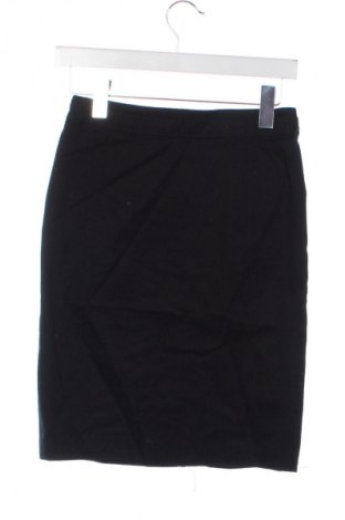 Пола H&M, Размер XS, Цвят Черен, Цена 2,04 €