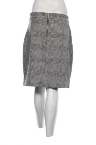 Пола H&M, Размер XL, Цвят Многоцветен, Цена 2,04 €