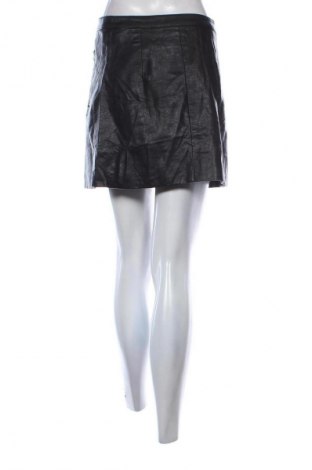 Пола H&M, Размер M, Цвят Черен, Цена 2,04 €