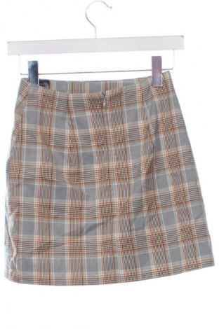 Пола H&M, Размер XS, Цвят Многоцветен, Цена 10,22 €