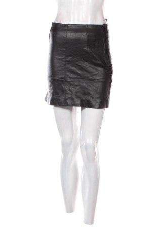 Пола H&M, Размер S, Цвят Черен, Цена 2,04 €