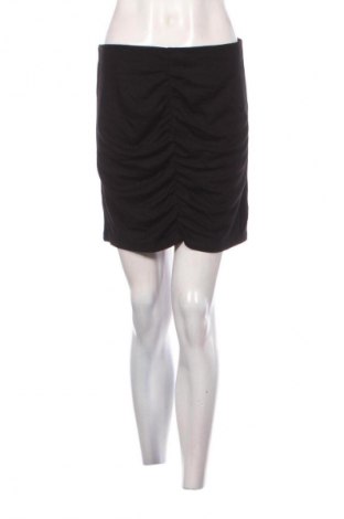 Пола H&M Divided, Размер M, Цвят Черен, Цена 2,04 €