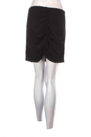 Пола H&M Divided, Размер M, Цвят Черен, Цена 2,04 €