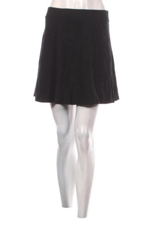 Пола H&M Divided, Размер L, Цвят Черен, Цена 2,04 €