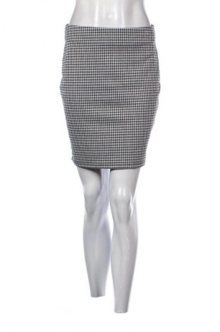 Пола House, Размер M, Цвят Многоцветен, Цена 2,04 €