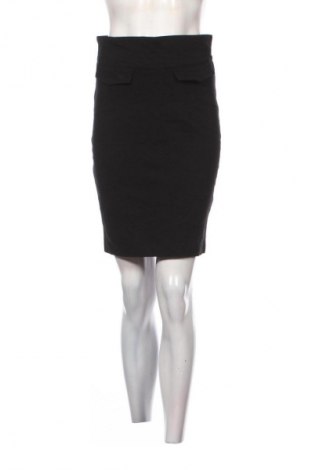 Пола In Wear, Размер S, Цвят Черен, Цена 2,04 €