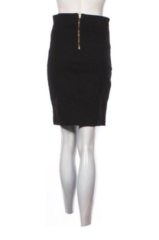 Пола In Wear, Размер S, Цвят Черен, Цена 2,04 €