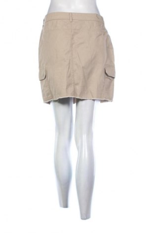 Пола Jennyfer, Размер M, Цвят Бежов, Цена 2,04 €