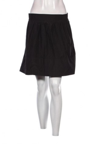 Пола Miss Chic, Размер M, Цвят Черен, Цена 2,04 €