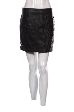 Пола New Look, Размер M, Цвят Черен, Цена 2,04 €