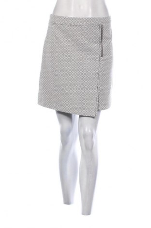 Пола New Look, Размер M, Цвят Многоцветен, Цена 2,04 €