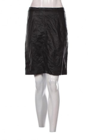 Пола Noisy May, Размер M, Цвят Черен, Цена 21,47 €