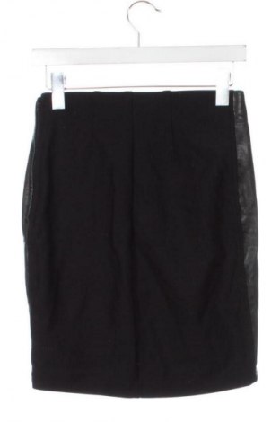 Пола Nollie, Размер XS, Цвят Черен, Цена 2,04 €