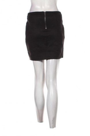 Пола ONLY, Размер S, Цвят Черен, Цена 3,06 €